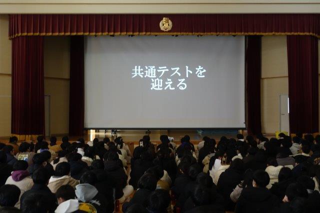 DSC01525.jpg
