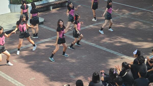 eeabbbc773f40a4aea154429400fb444cbe83926.jpg