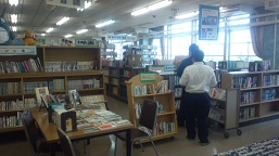 130510_図書室1.jpg