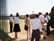 130607_グランド見学.JPG