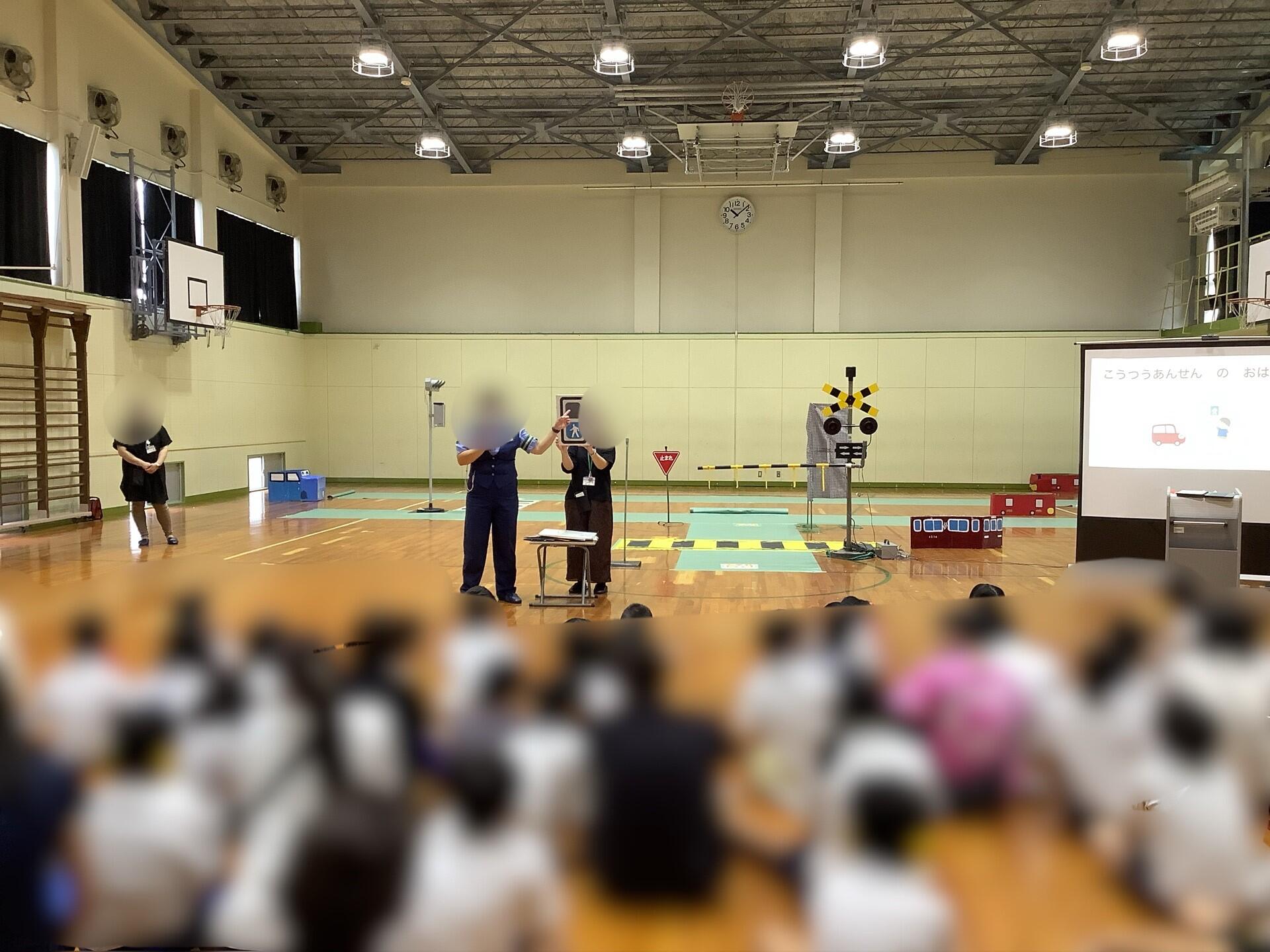 https://www.osaka-c.ed.jp/blog/takatsuki-y/joho/86c4ead5b0d4b67e5229768d04c548f6.jpg