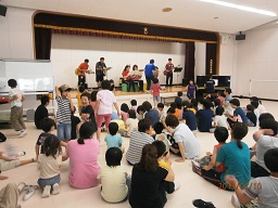 ﾗﾝﾁﾀｲﾑｺﾝｻｰﾄ.jpg