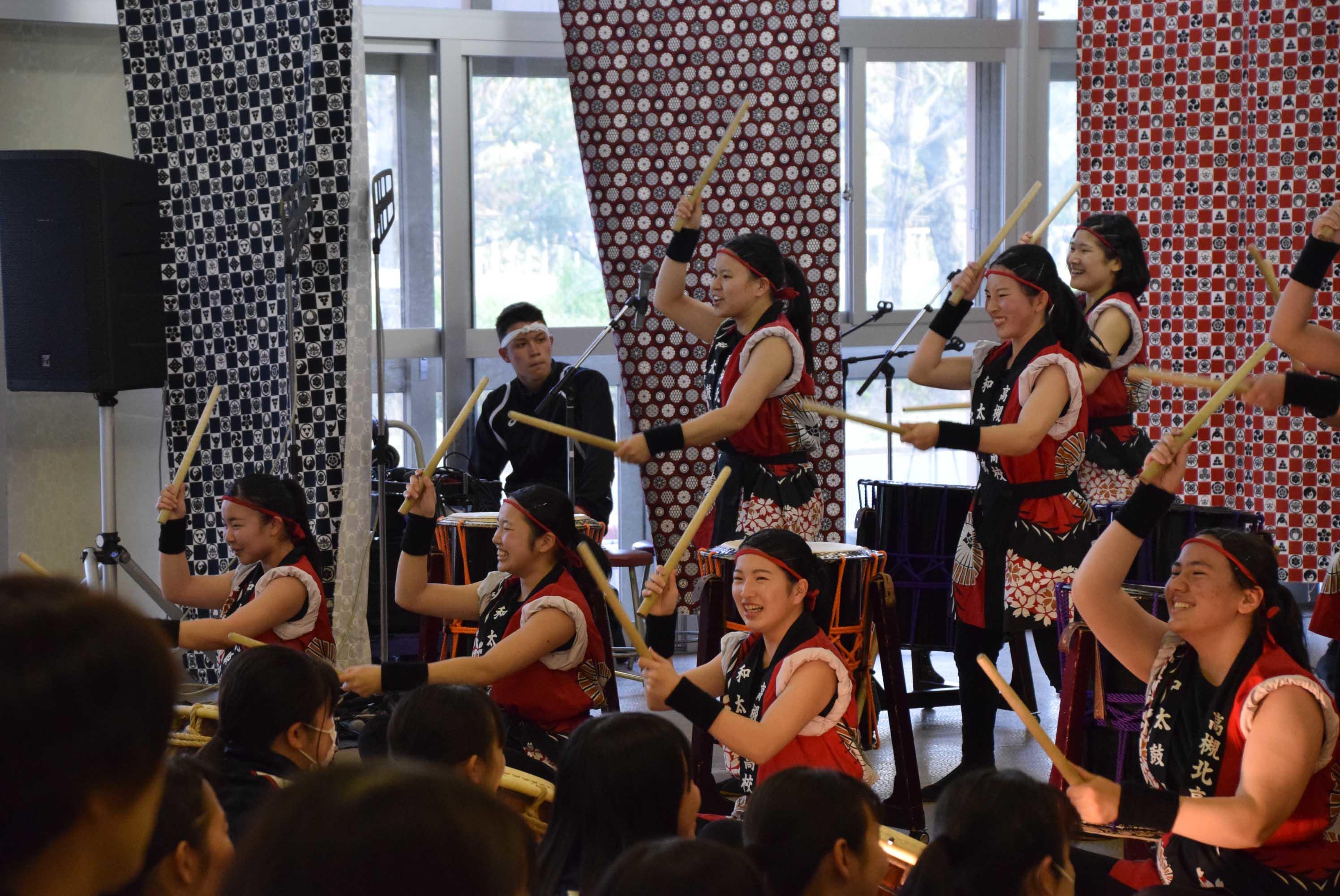 芥川高校和太鼓交流会2019 (6).JPG