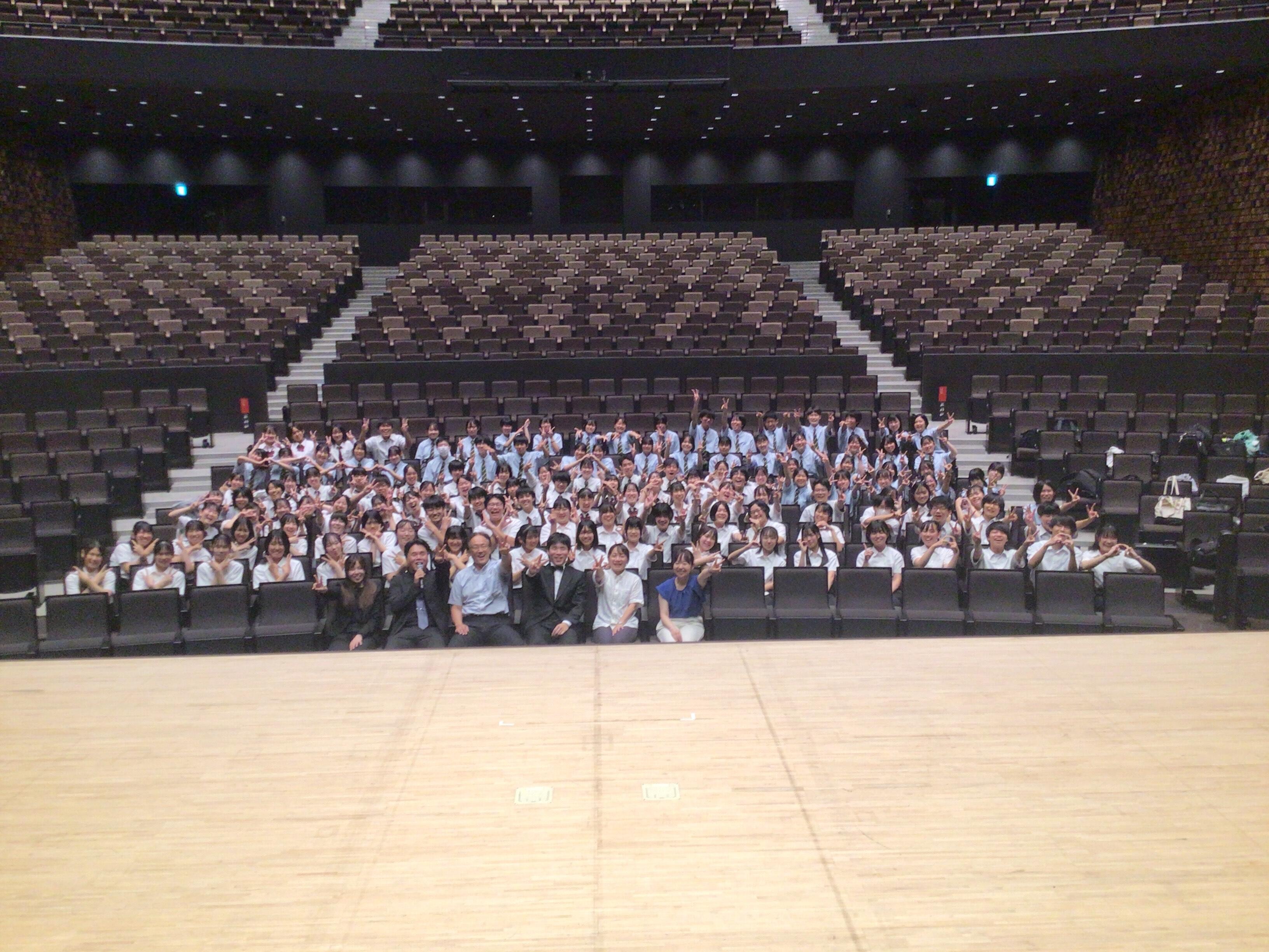 https://www.osaka-c.ed.jp/blog/takatsukikita/wind_music/IMG_1665.jpg