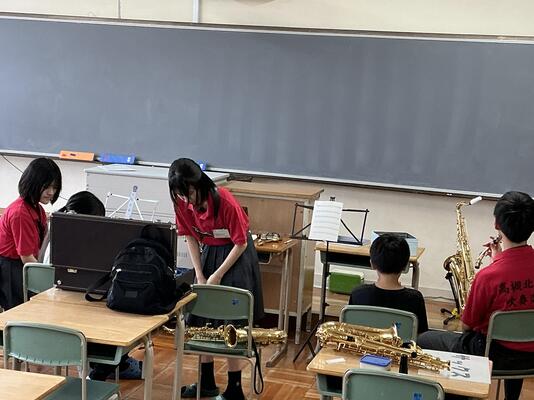 https://www.osaka-c.ed.jp/blog/takatsukikita/wind_music/IMG_2285.jpg