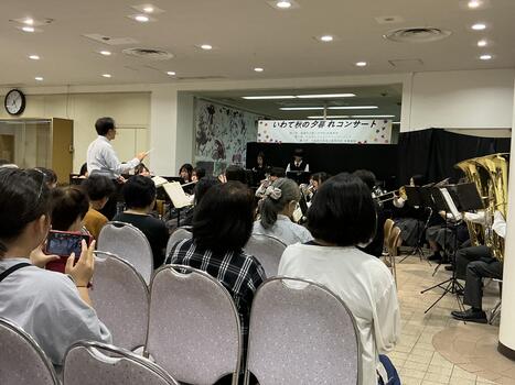 https://www.osaka-c.ed.jp/blog/takatsukikita/wind_music/IMG_2292.jpg