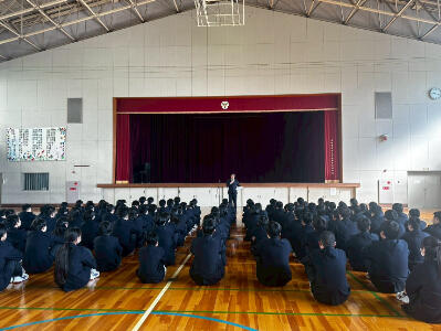 LINE_ALBUM_3月16日 修了式、生徒表彰_260316_1.jpg