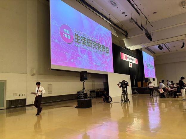 ⑤SSH生徒研究発表会2日目2.JPG