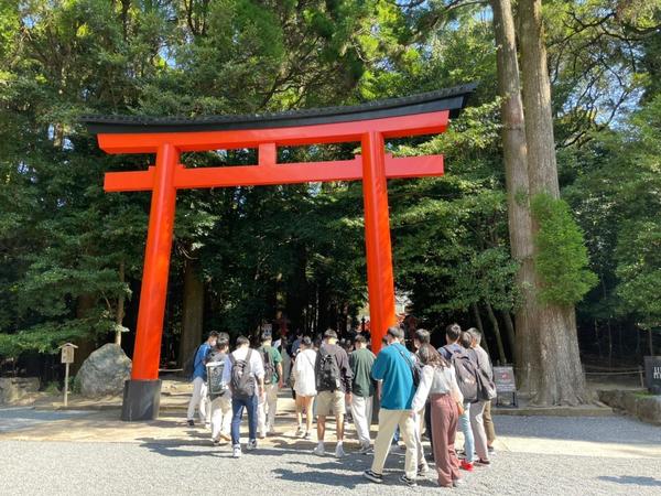 霧島神社鳥居前.jpg