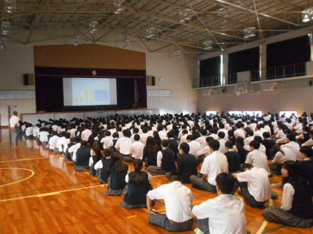薬物乱用防止教室 (5).JPG