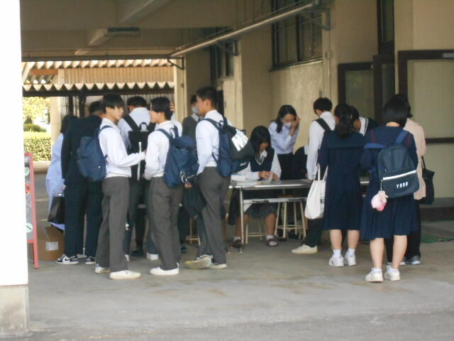 051028 学校説明会 (31).JPG