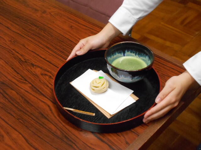 5月茶道部 (1).JPG