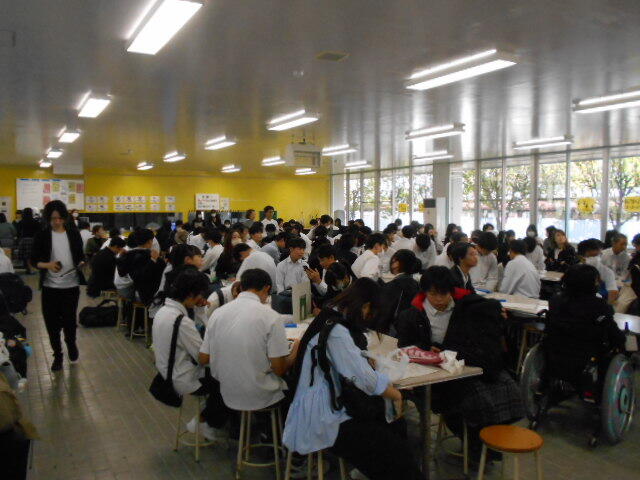 051028 学校説明会 (6).JPG