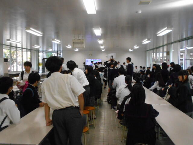 051028 学校説明会 (9).JPG