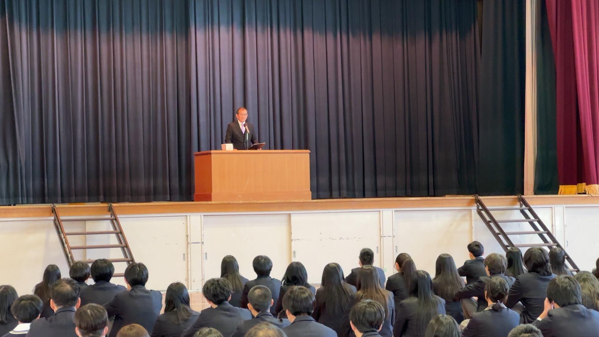 3学期終業式写真2.JPG