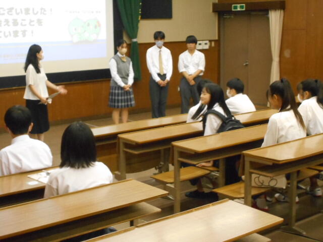 050722 学校説明会 (12).JPG