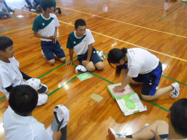 救急安全講習会 (9).JPG
