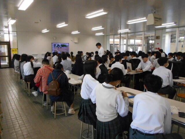 051028 学校説明会 (5).JPG
