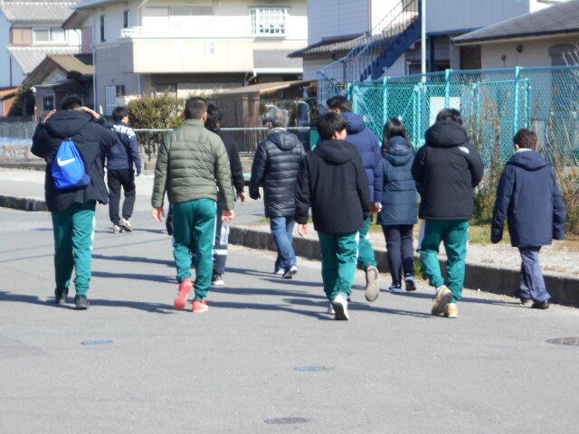 耐寒登山出発 (2).JPG