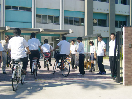 あいさつ運動