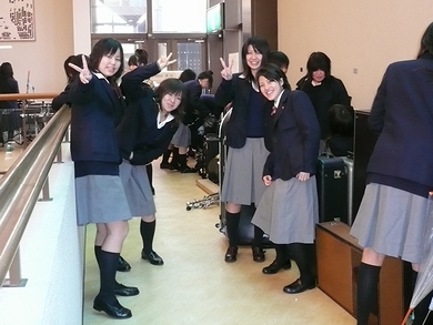 楽器置き場にて