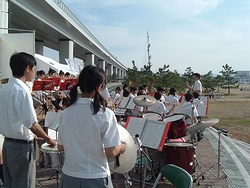 貝塚JCサマーフェスタ2007・チャリティーコンサートin二色の浜演奏風景