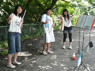 3人