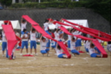 三年女子マス・ゲーム