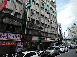 すぐに出会えるコンビニ
