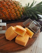 パイナップルケーキ