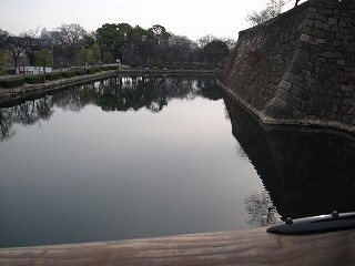 内濠の様子(東)