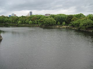 内濠の様子(西)