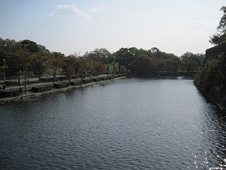 内濠の様子(東)