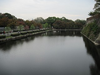 内濠の様子(東)