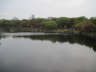 内濠の様子(西)