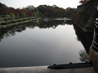 内濠の様子(東)