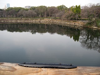 内濠の様子(西)
