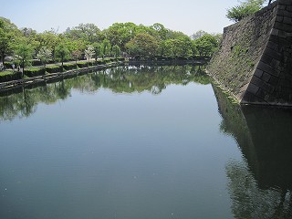 内濠の様子(東)