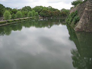 内濠の様子(東)