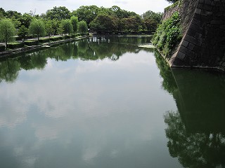 内濠の様子(東)
