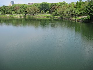 内濠の様子(西)