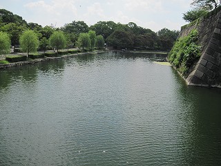 内濠の様子(東)