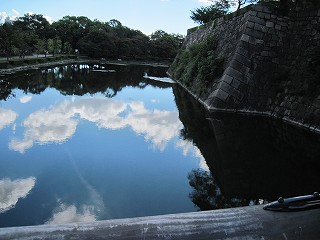 内濠の様子(東)