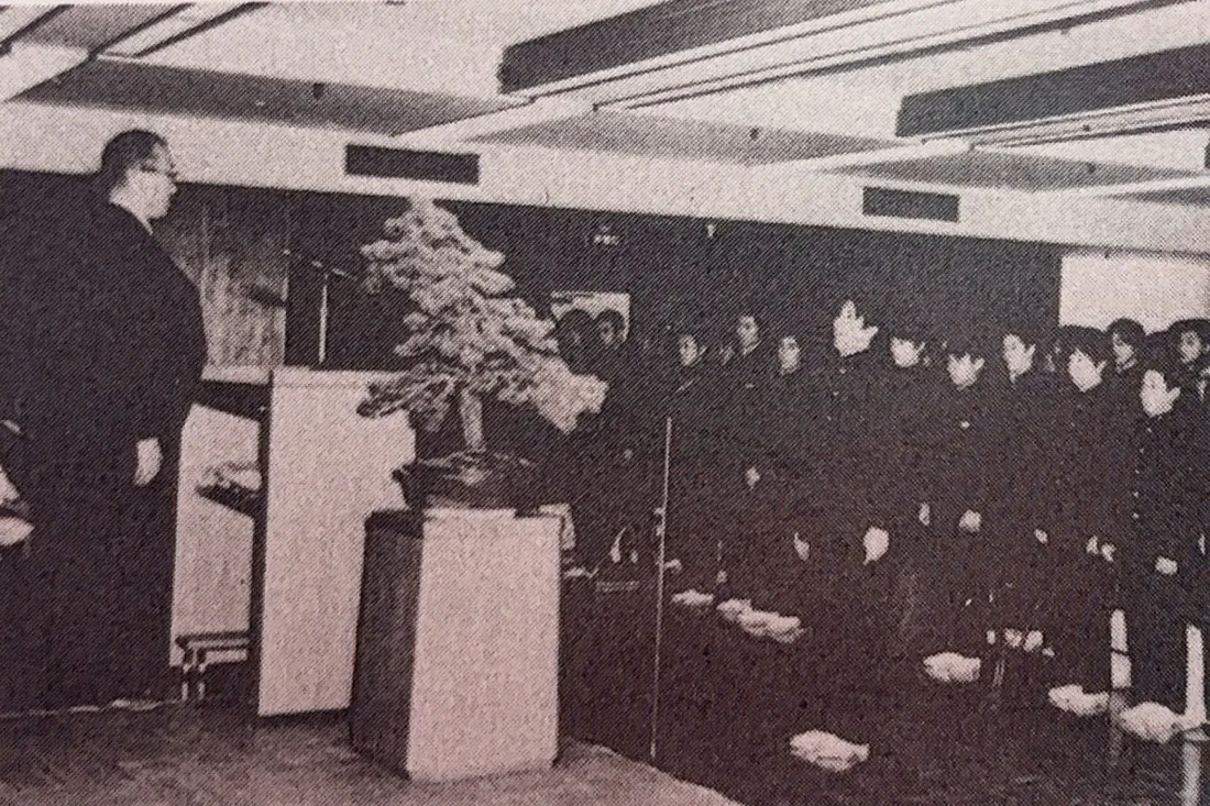 一期生入学式で整列してる様子