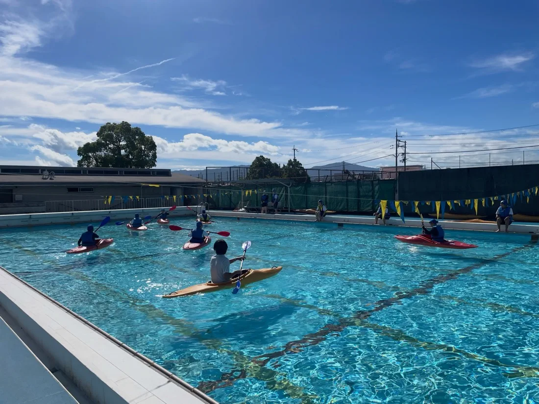 プールでのカヌー練習