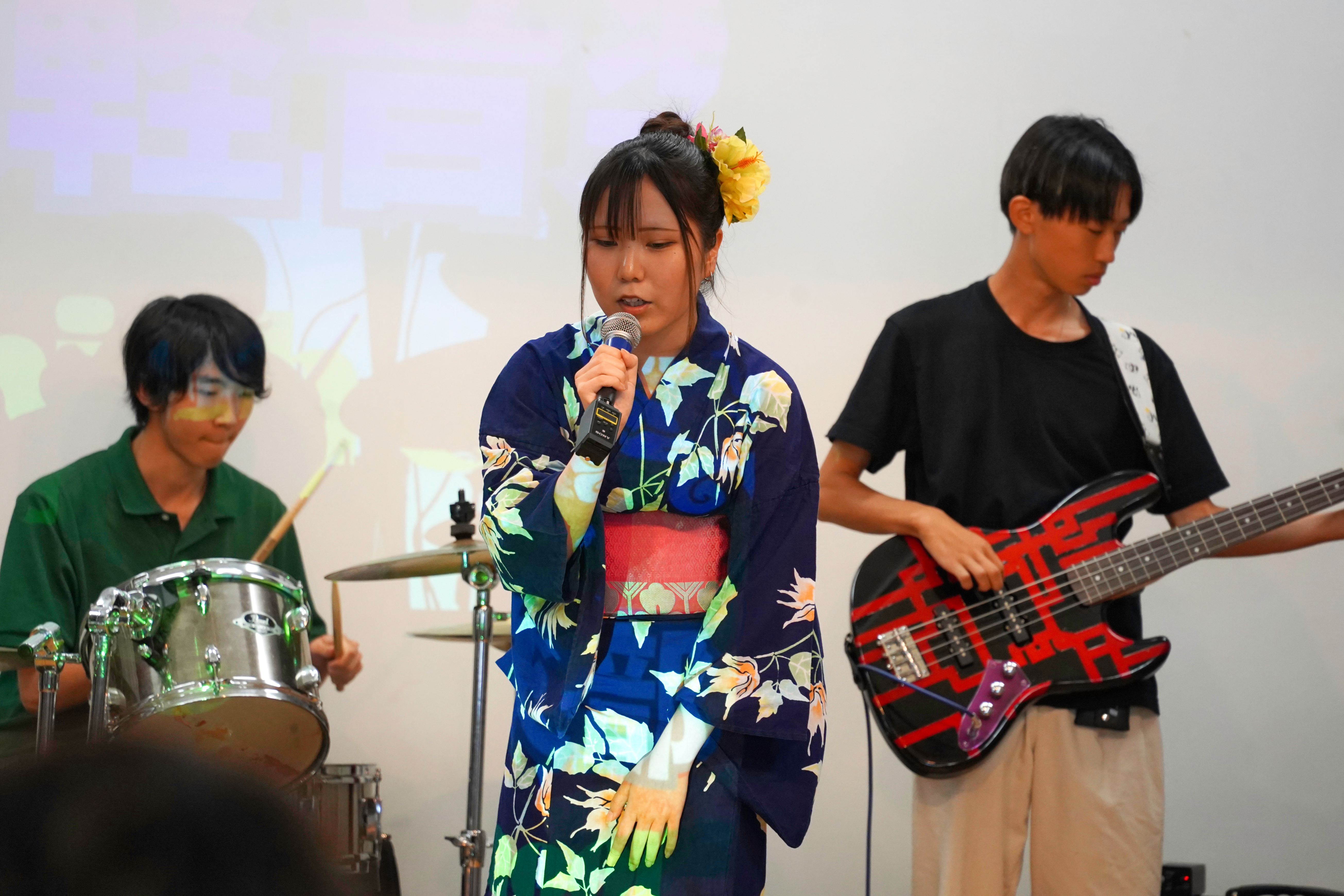 軽音・岬町国際交流祭りの様子3