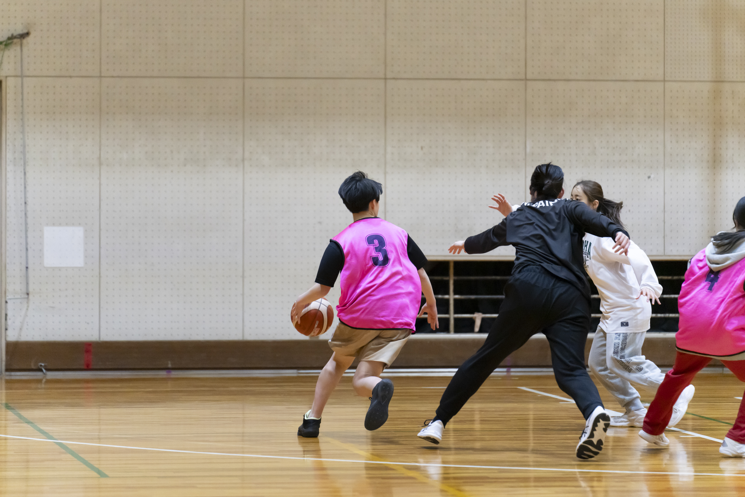 女子バスケットボール 写真