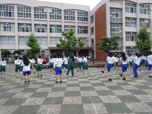 登校日３