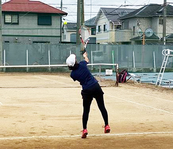 硬式テニス部の活動写真