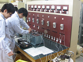 電気機器実習